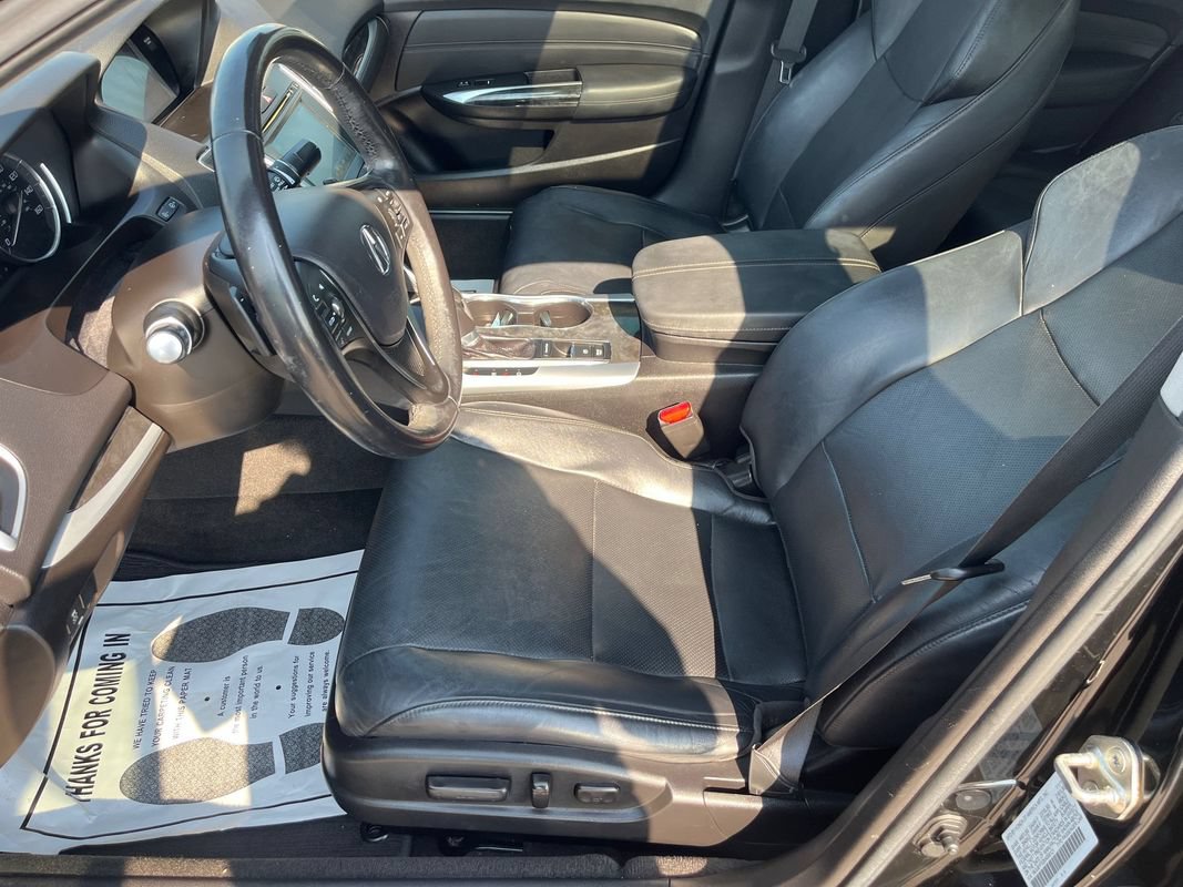 Used 2019 Acura TLX w/ Technology Package FWD image 11
