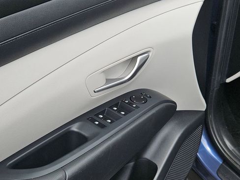 Used 2025 Hyundai Tucson SEL FWD image 15