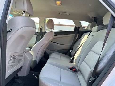 Used 2018 Hyundai Tucson SEL image 19