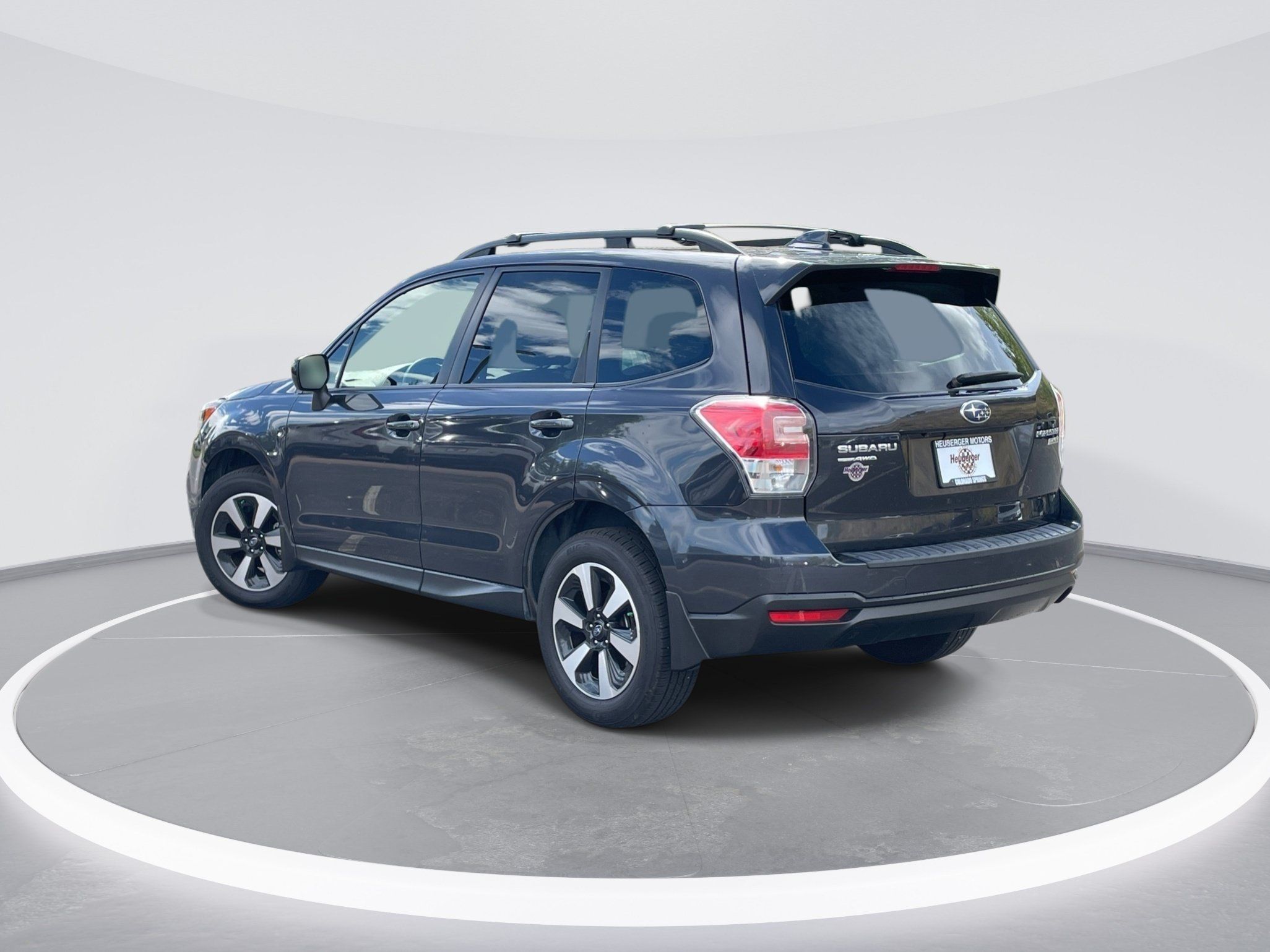 Used 2017 Subaru Forester 2.5i Premium w/ All-Weather Package AWD/4WD image 7