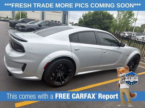 Used 2023 Dodge Charger Scat Pack RWD image 4