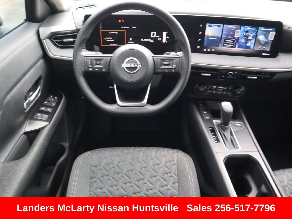 Used 2026 Nissan Kicks SV w/ SV Premium Package FWD image 15