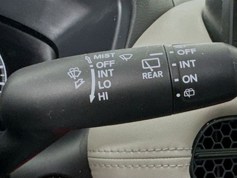 Used 2024 Honda HR-V LX image 15
