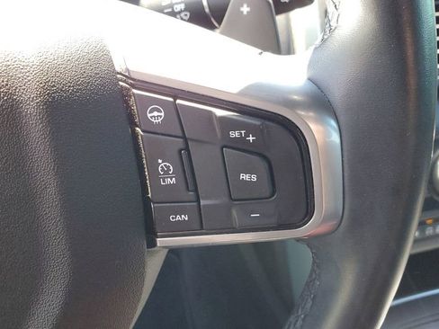 Used 2019 Land Rover Discovery Sport SE AWD/4WD image 14