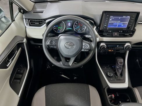 Used 2022 Toyota RAV4 XLE w/ Convenience Package AWD/4WD image 19