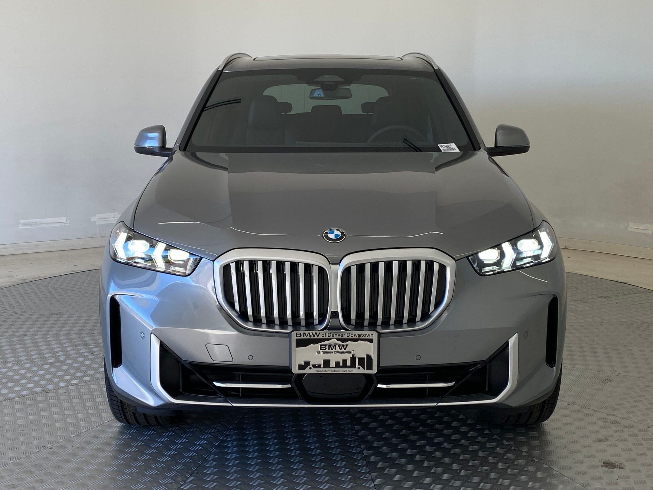Used 2026 BMW X5 xDrive40i w/ Premium Package AWD/4WD image 5