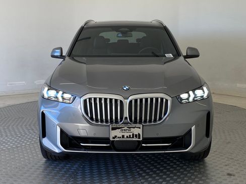 New 2026 BMW X5 xDrive40i w/ Premium Package image 5