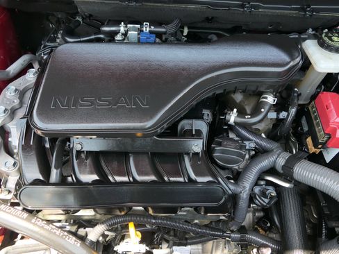 Used 2019 Nissan Rogue Sport S FWD image 27
