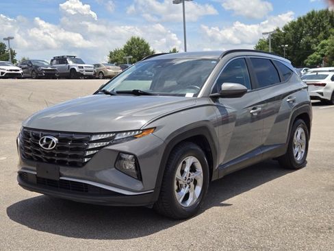 Used 2024 Hyundai Tucson SEL FWD image 1