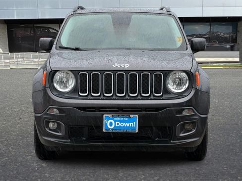 Used 2017 Jeep Renegade Latitude w/ Popular Equipment Group AWD/4WD image 11
