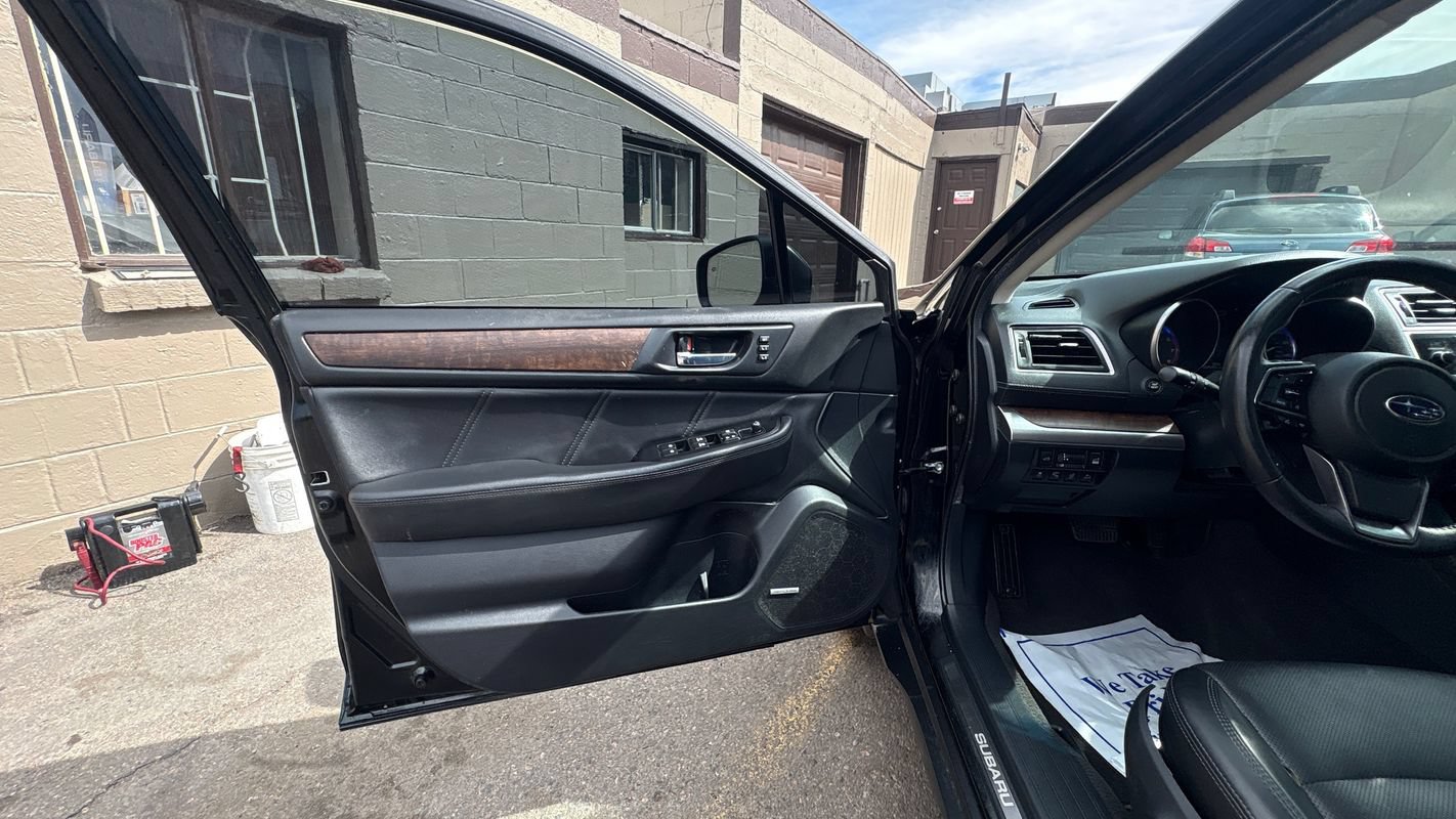 Used 2019 Subaru Outback 2.5i Limited AWD/4WD image 10