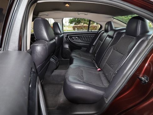 Used 2012 Ford Taurus Limited image 40