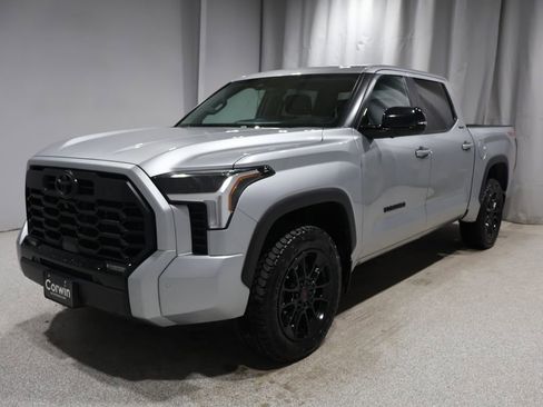 Used 2024 Toyota Tundra Limited w/ TRD Off-Road Package image 6