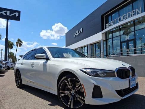 Used 2024 BMW 330i Sedan w/ Premium Package RWD image 1