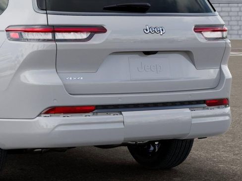 New 2026 Jeep Grand Cherokee L Limited AWD/4WD image 13