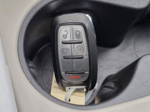 Used 2023 Chrysler Voyager LX FWD image 24