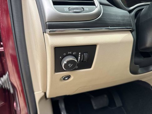 Used 2021 Jeep Grand Cherokee Limited w/ Luxury Group II RWD image 21