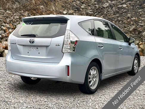 Used 2014 Toyota Prius V Two FWD image 2