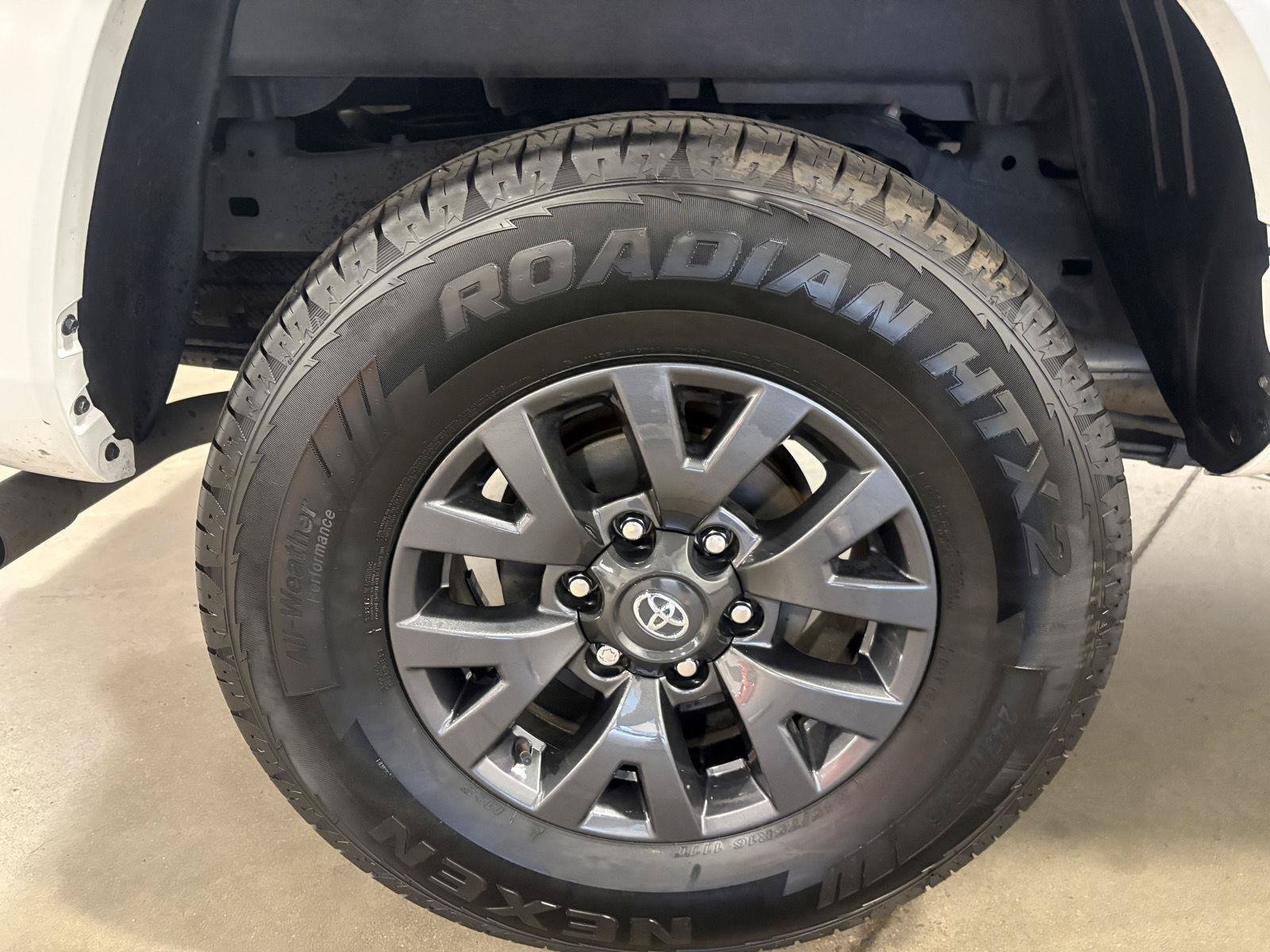 Used 2023 Toyota Tacoma SR5 w/ Technology Package AWD/4WD image 61