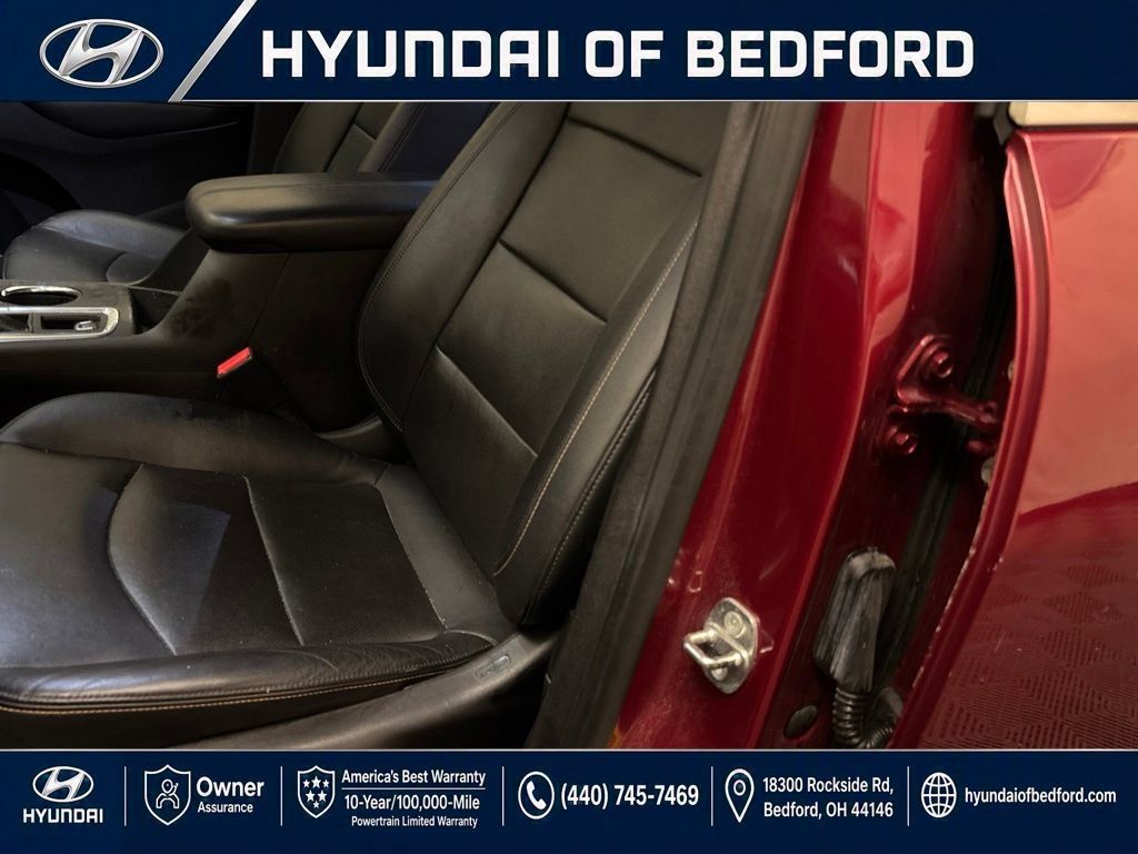 Used 2018 Chevrolet Equinox Premier FWD image 15
