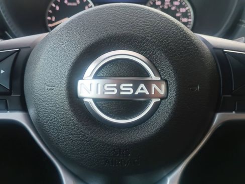 Used 2024 Nissan Sentra SV FWD image 5