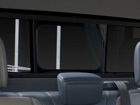 Used 2025 Ford Maverick Lariat image 24