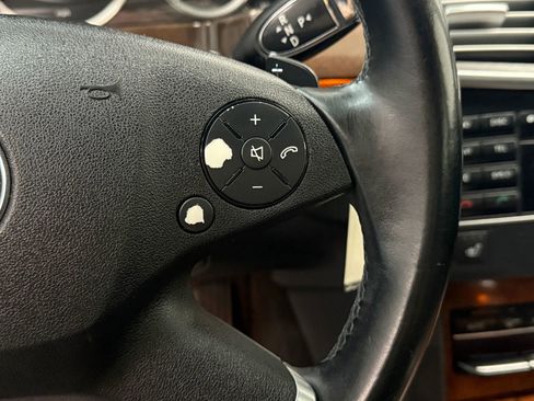 Used 2011 Mercedes-Benz E 350 Sedan image 26