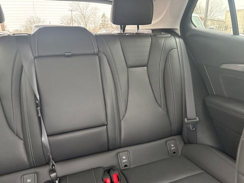 Used 2025 Buick Envision Preferred image 16