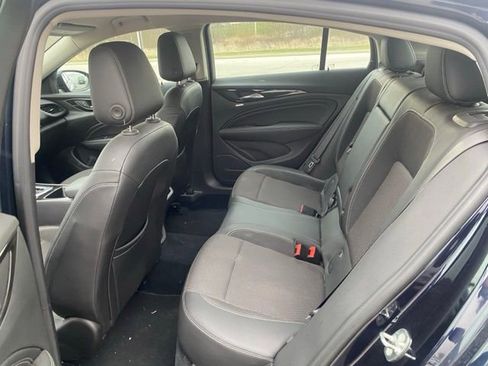 Used 2018 Buick Regal Preferred w/ Sights and Sounds Package image 11