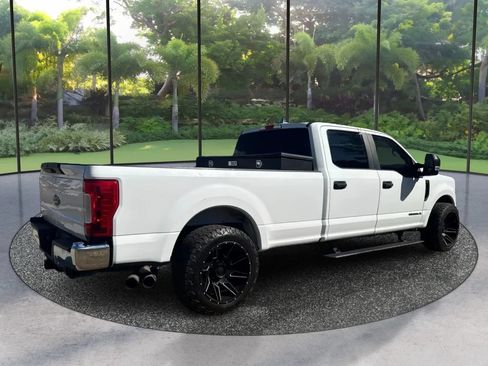 Used 2017 Ford F350 XL w/ Power Equipment Group RWD image 5