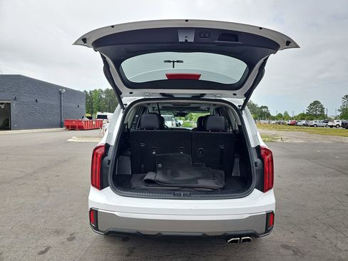 Used 2025 Kia Telluride S FWD image 18