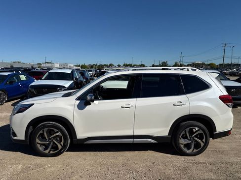 Used 2023 Subaru Forester Touring AWD/4WD image 12