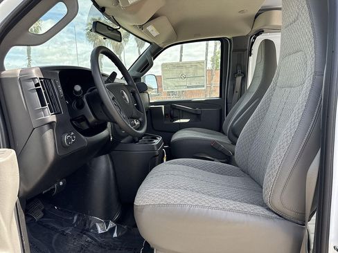 New 2026 GMC Savana 2500 w/ Driver Convenience Package RWD image 18