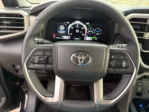 Used 2025 Toyota Sequoia SR5 image 25