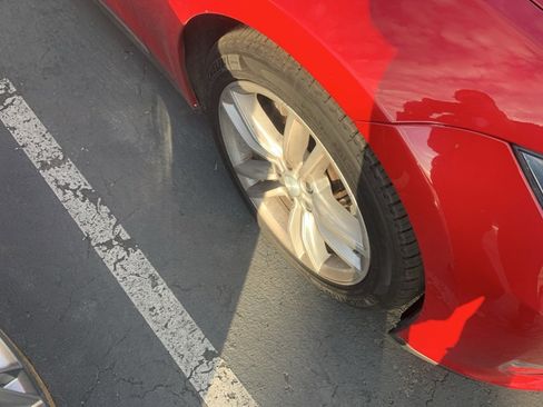 Used 2013 Tesla Model S image 5