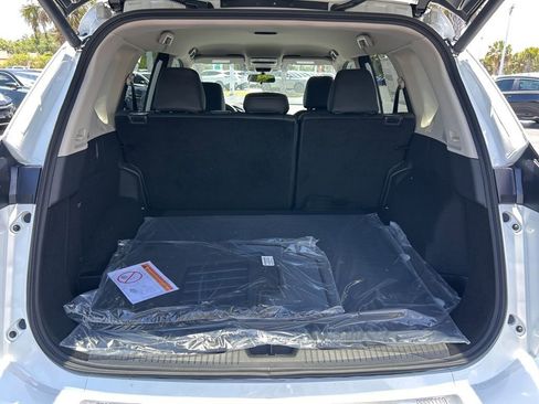 New 2026 Nissan Rogue SV FWD image 50