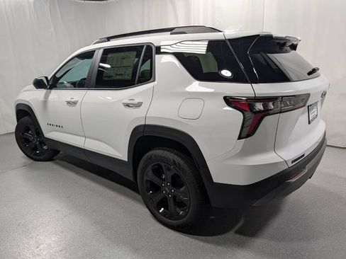 New 2026 Chevrolet Equinox LT w/ Midnight Edition FWD image 5
