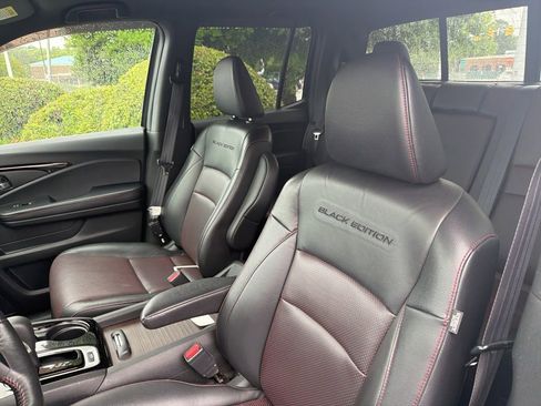 Used 2017 Honda Ridgeline Black Edition image 16