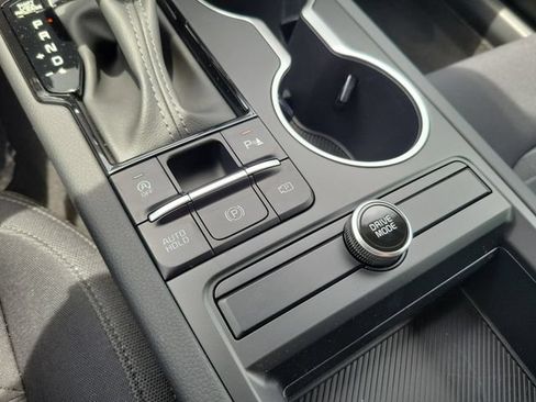New 2026 Kia K5 LXS FWD image 24