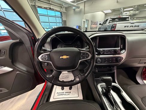 Used 2016 Chevrolet Colorado LT w/ LT Convenience Package image 11