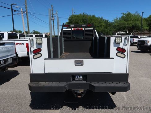 Used 2018 Chevrolet Silverado 3500 W/T w/ WT Fleet Convenience Package AWD/4WD image 4