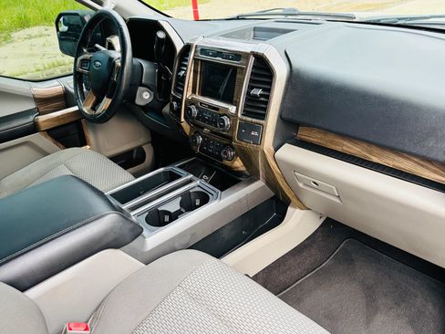 Used 2019 Ford F150 XLT w/ Equipment Group 302A Luxury RWD image 25