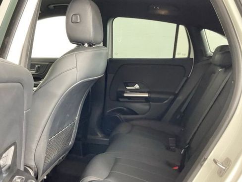 Used 2025 Mercedes-Benz GLA 250 image 13