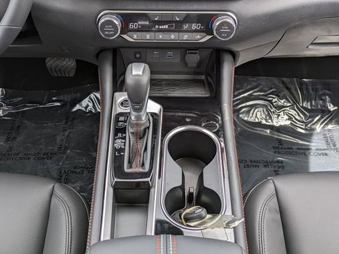 New 2025 Nissan Altima 2.5 SR w/ SR Premium Package image 19