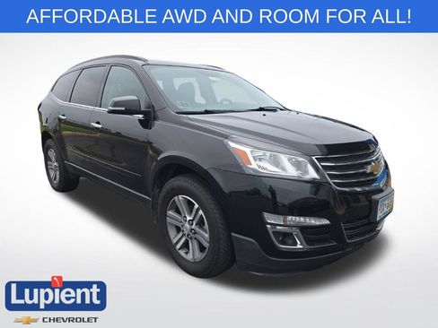 Used 2017 Chevrolet Traverse LT AWD/4WD image 1