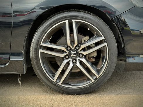 Used 2016 Honda Accord Sport image 19