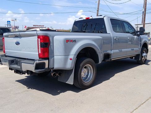 Used 2025 Ford F350 Lariat AWD/4WD image 8