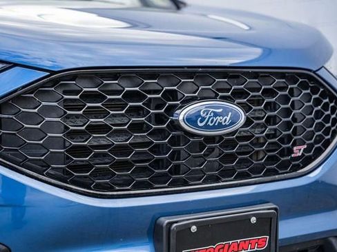 Used 2019 Ford Edge ST w/ Convenience Package image 14