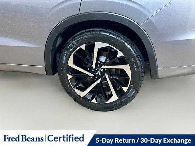 Used 2022 Mitsubishi Outlander SEL AWD/4WD image 9