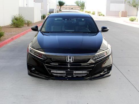 Used 2022 Honda Accord Sport image 2